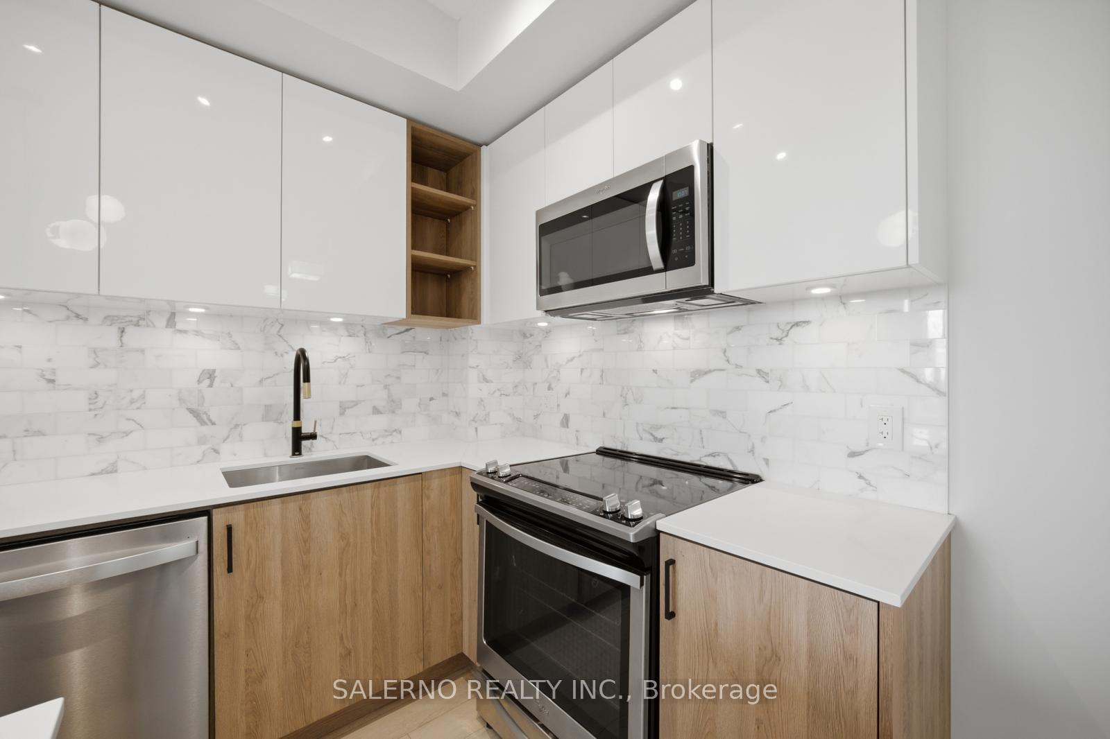 Photo 17 of Unit 219, 100 Eagle Rock Way, Vaughan, Rural Vaughan — HOMEH