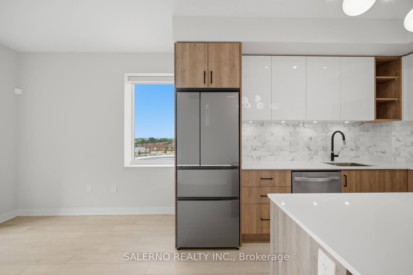 Photo 18 of Unit 219, 100 Eagle Rock Way, Vaughan, Rural Vaughan — HOMEH