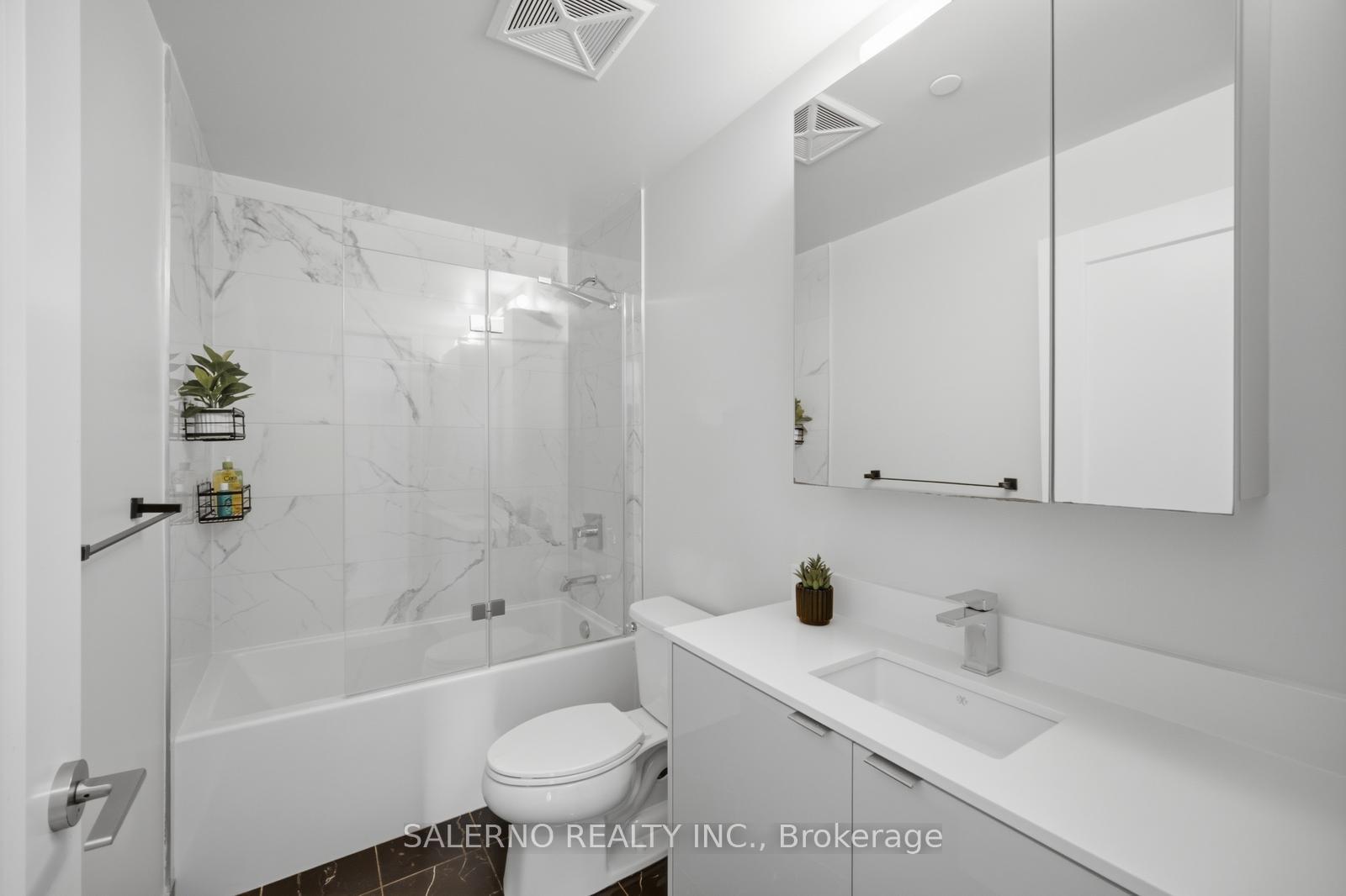 Photo 21 of Unit 219, 100 Eagle Rock Way, Vaughan, Rural Vaughan — HOMEH