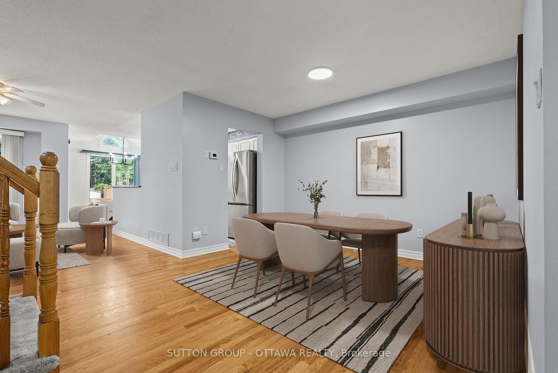 Photo 3 of 9 Alameda Way, Ottawa, Barrhaven - Longfields — HOMEH