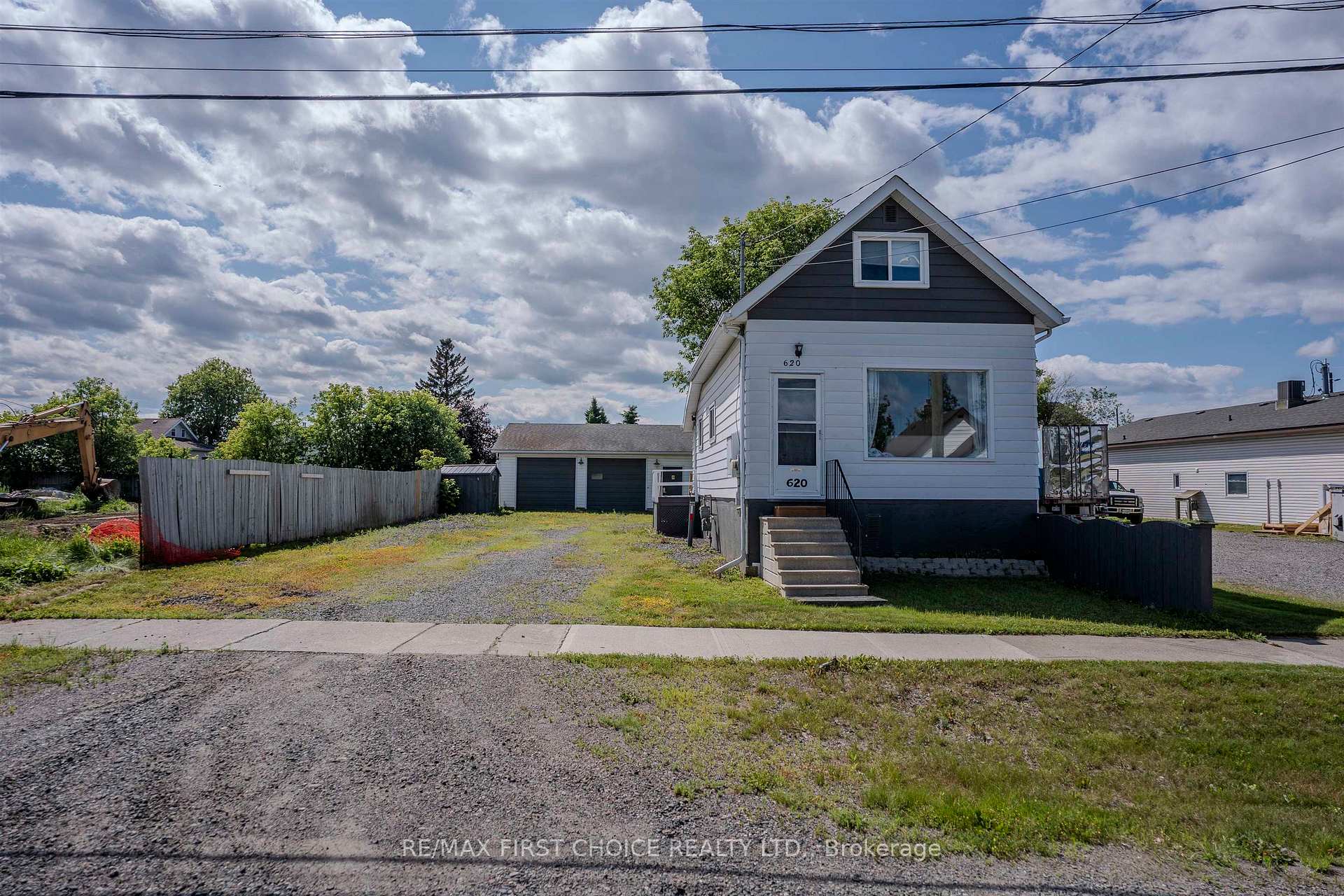 Photo 21 of 620 High Street S, Thunder Bay, Court / Cumberland — HOMEH