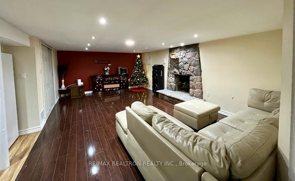 Photo 1 of Unit Bsmnt, 564 McCowan Road, Scarborough, Bendale — HOMEH