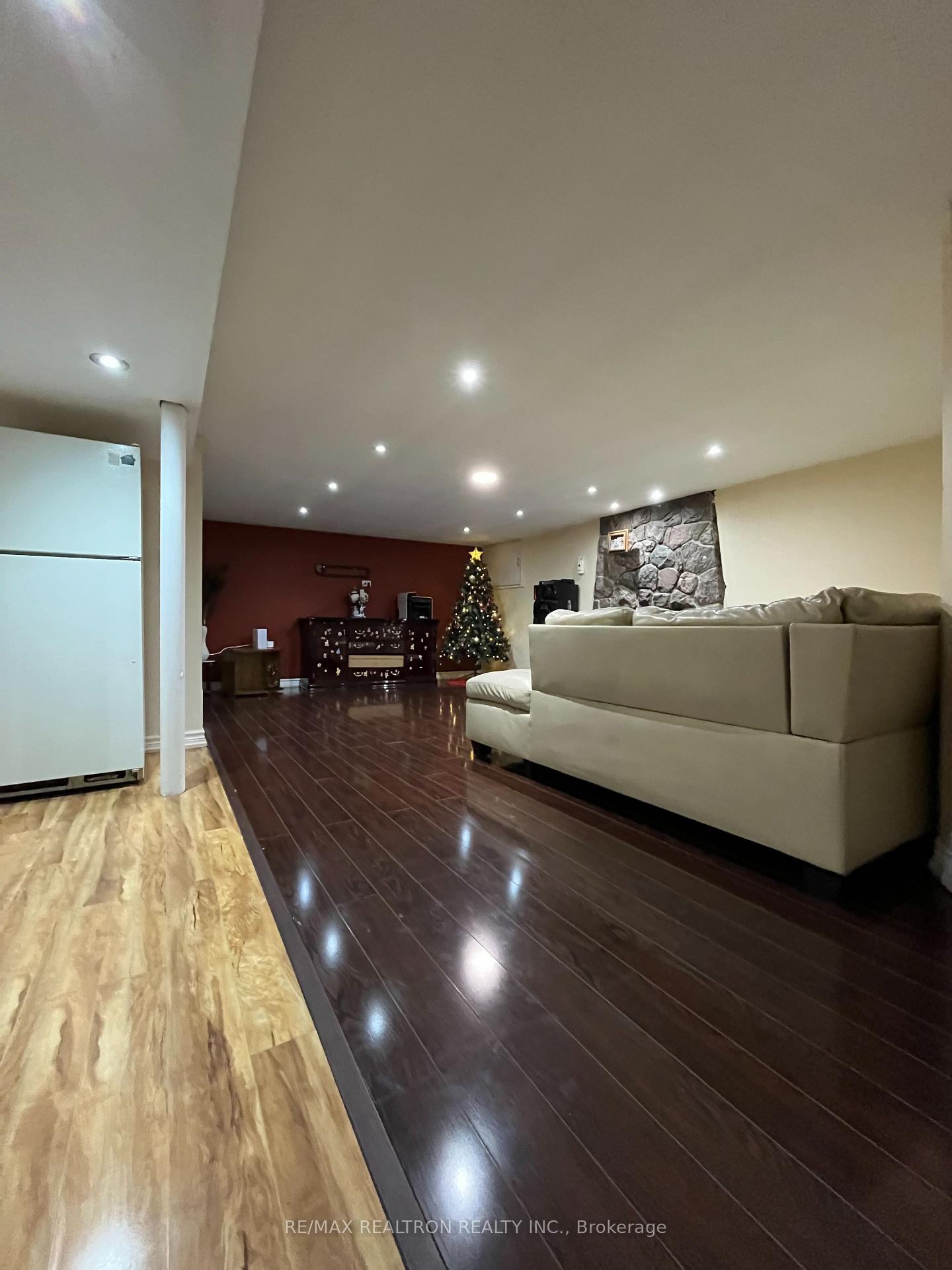 Photo 2 of Unit Bsmnt, 564 McCowan Road, Scarborough, Bendale — HOMEH