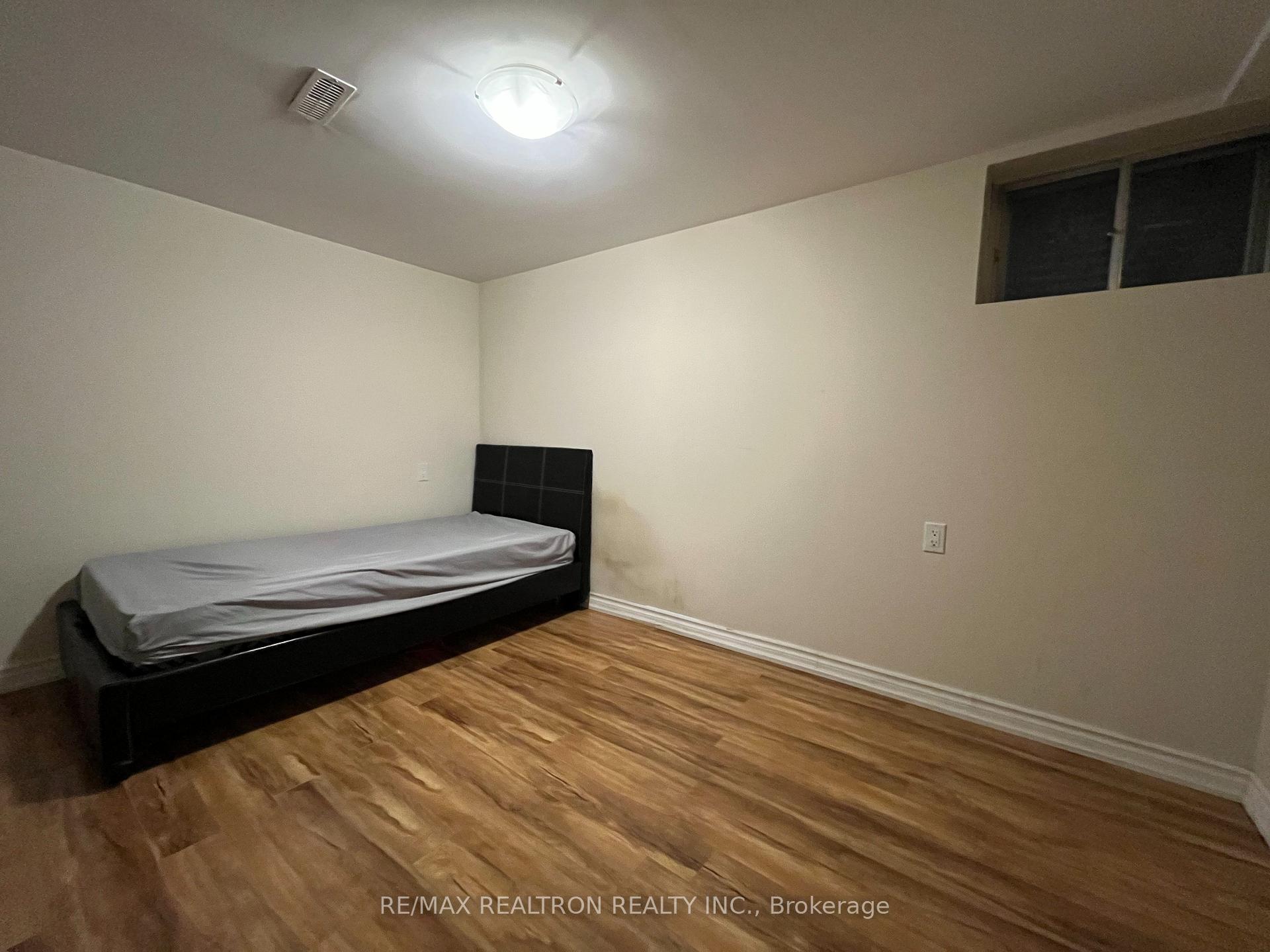 Photo 5 of Unit Bsmnt, 564 McCowan Road, Scarborough, Bendale — HOMEH