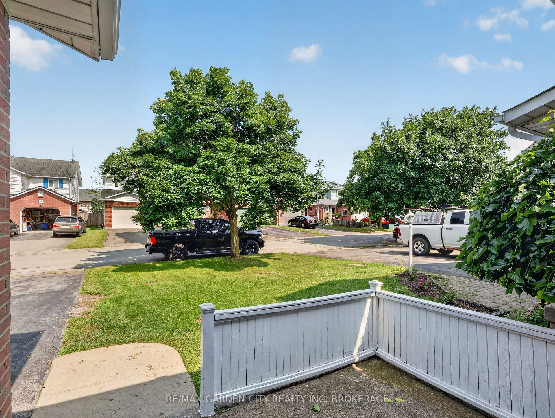 Photo 4 of 39 Buchanan Crescent, Thorold, Confederation Heights — HOMEH