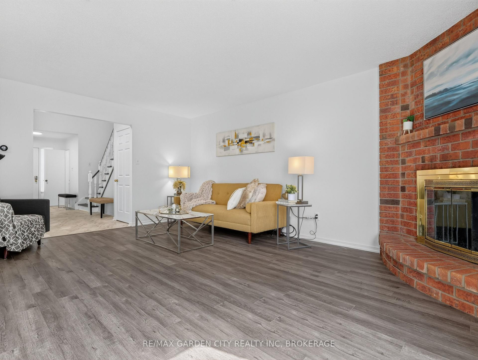 Photo 10 of 39 Buchanan Crescent, Thorold, Confederation Heights — HOMEH
