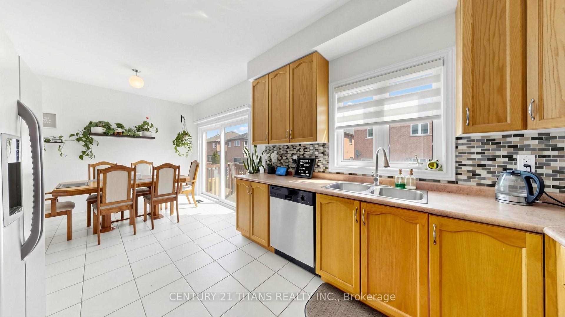Photo 16 of 13 Pamgrey Road, Markham, Greensborough — HOMEH