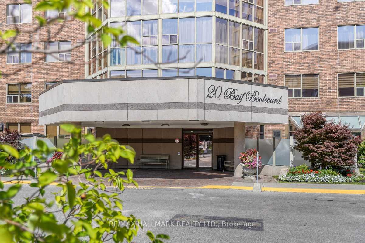 Photo 2 of Unit 801, 20 Baif Boulevard, Richmond Hill, North Richvale — HOMEH