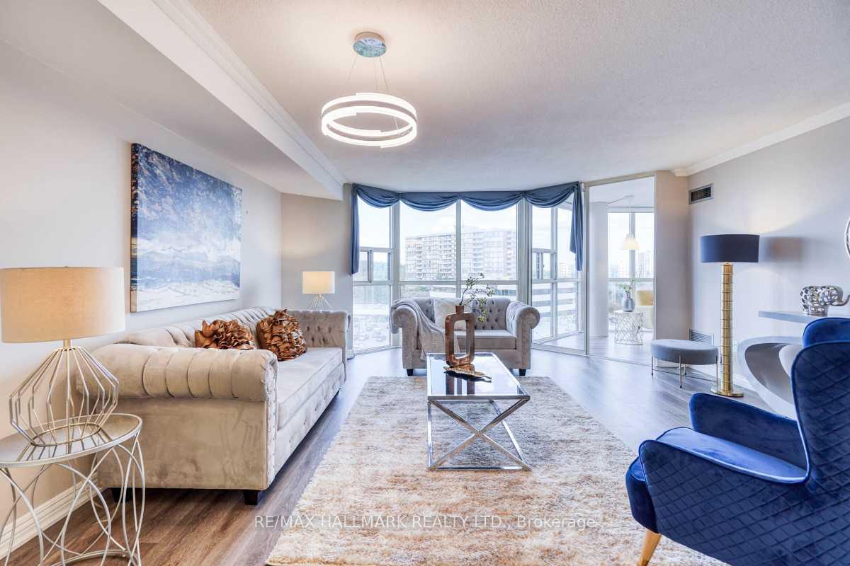 Photo 5 of Unit 801, 20 Baif Boulevard, Richmond Hill, North Richvale — HOMEH