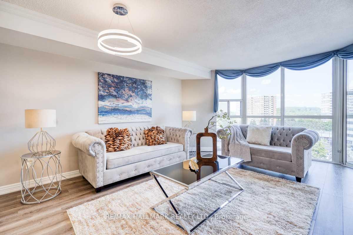 Photo 6 of Unit 801, 20 Baif Boulevard, Richmond Hill, North Richvale — HOMEH