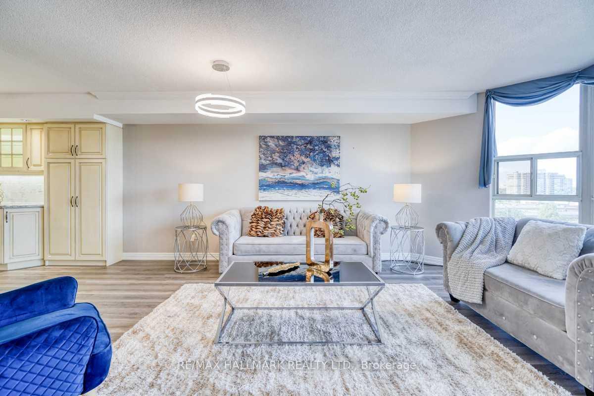 Photo 7 of Unit 801, 20 Baif Boulevard, Richmond Hill, North Richvale — HOMEH