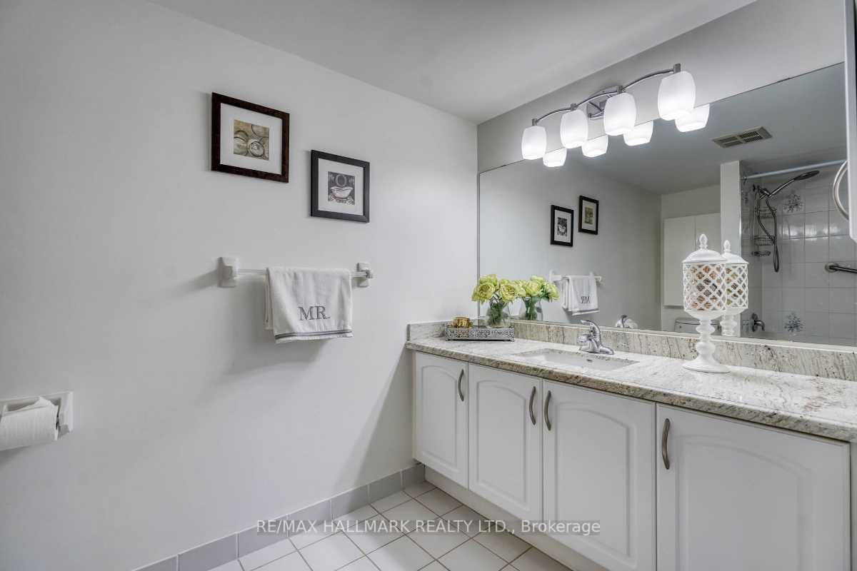 Photo 34 of Unit 801, 20 Baif Boulevard, Richmond Hill, North Richvale — HOMEH