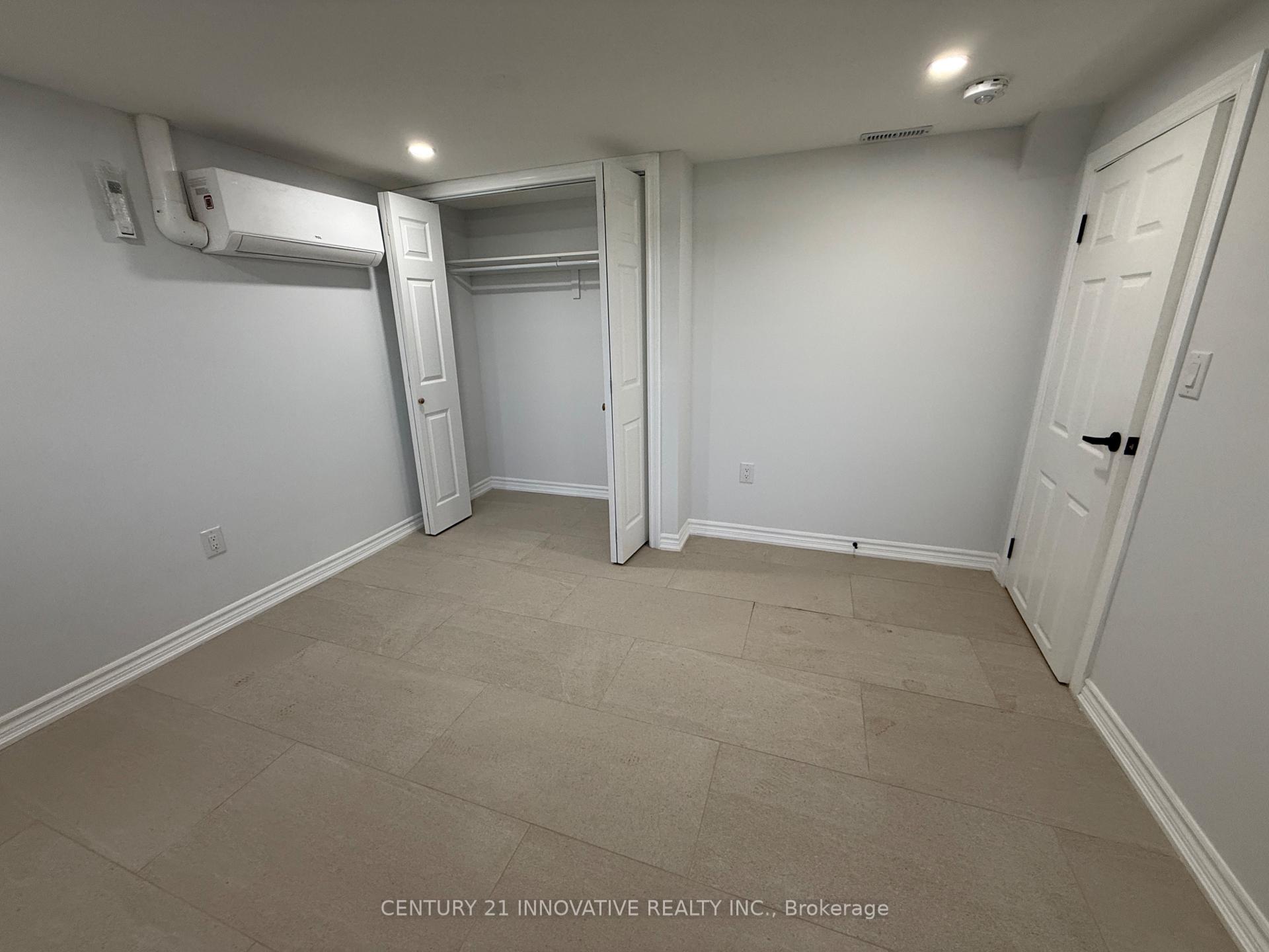 Photo 6 of Unit A, 541 Chamberlain Road, Burlington, Shoreacres — HOMEH