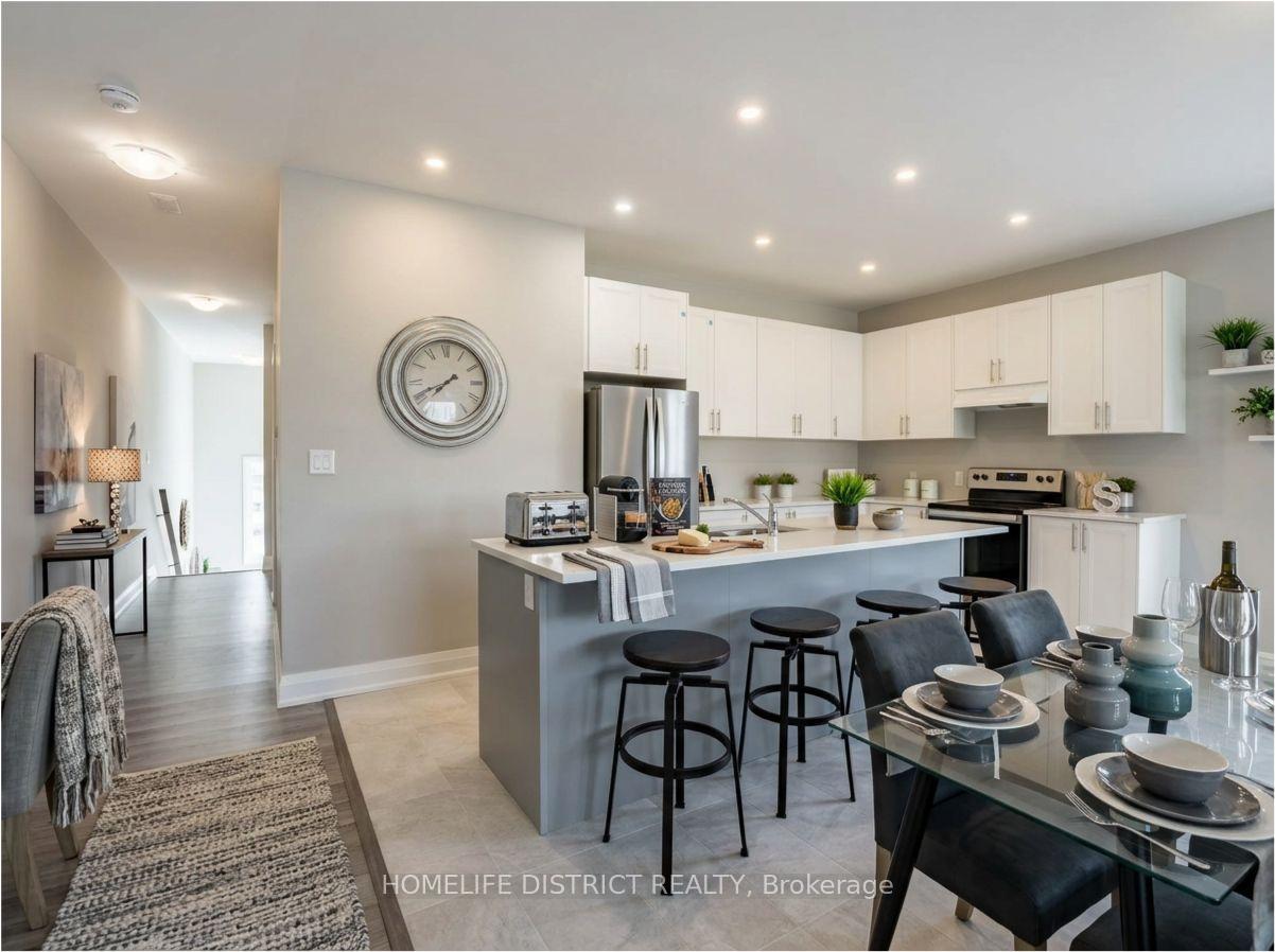 Photo 2 of 127 Gibbons Street, Oshawa, McLaughlin — HOMEH