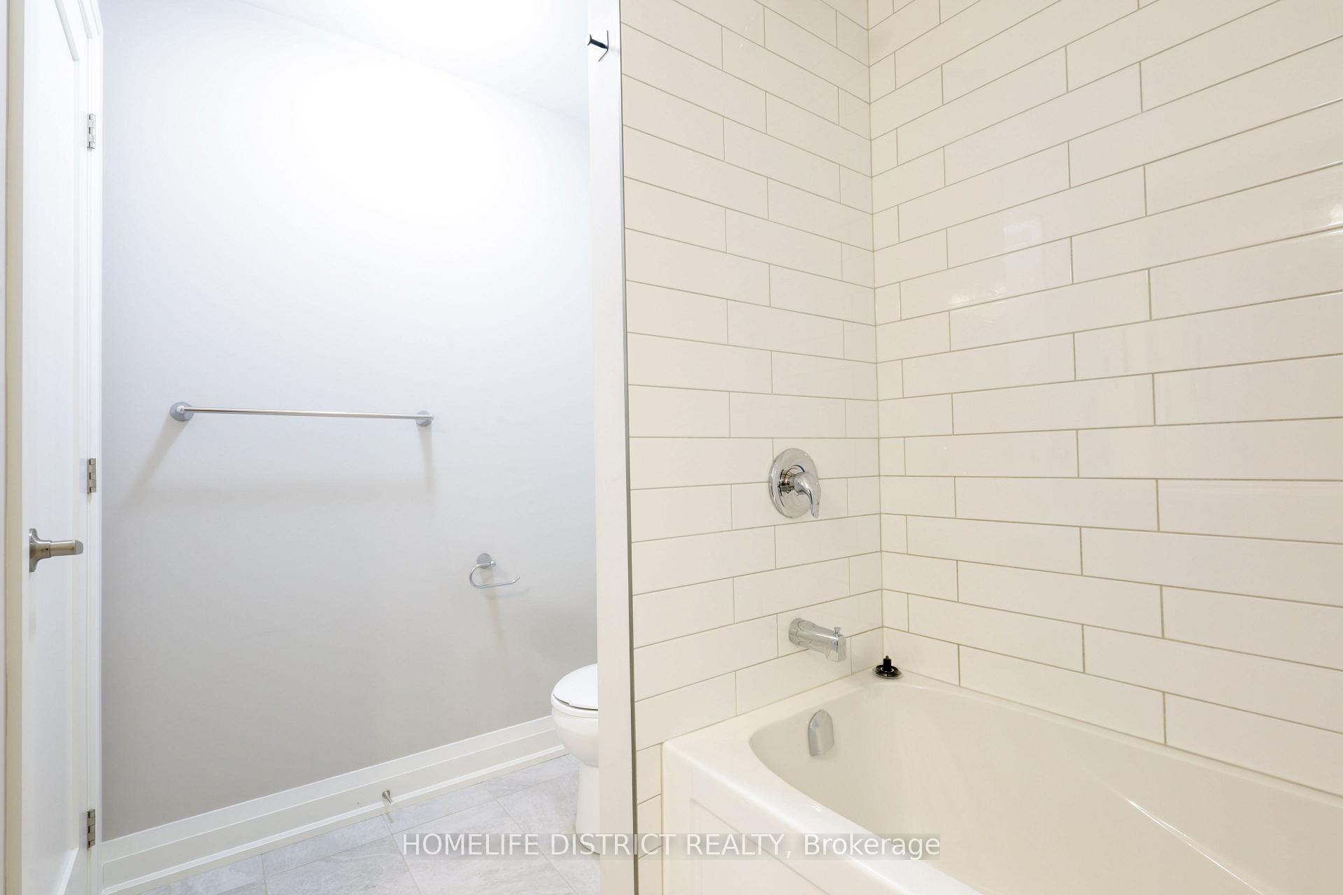Photo 20 of 127 Gibbons Street, Oshawa, McLaughlin — HOMEH