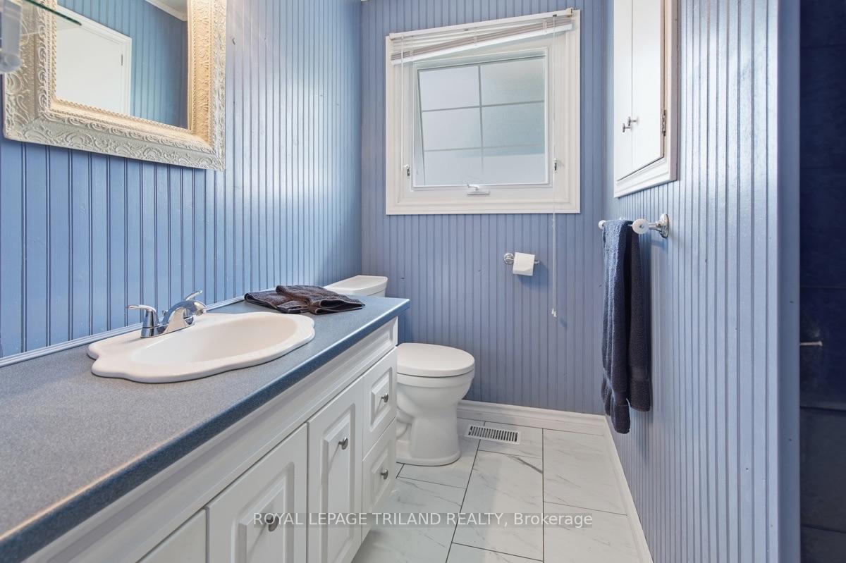 Photo 15 of 1175 Lancaster Street, London, East D — HOMEH