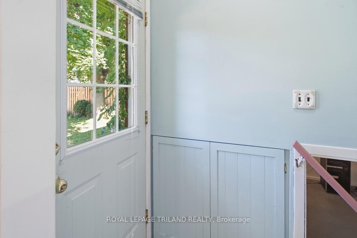 Photo 18 of 1175 Lancaster Street, London, East D — HOMEH
