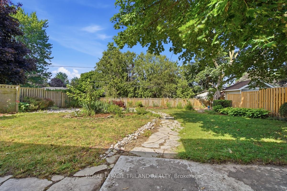 Photo 23 of 1175 Lancaster Street, London, East D — HOMEH