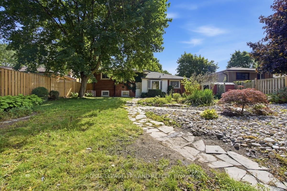 Photo 29 of 1175 Lancaster Street, London, East D — HOMEH