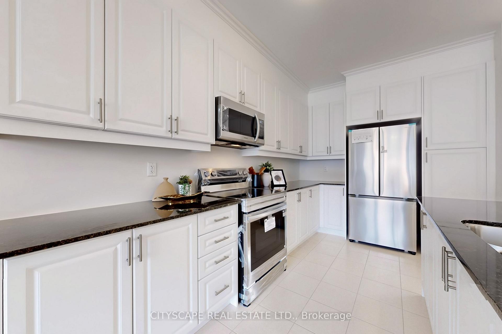 Photo 9 of 6 Marvin Avenue, Oakville, Northwest — HOMEH