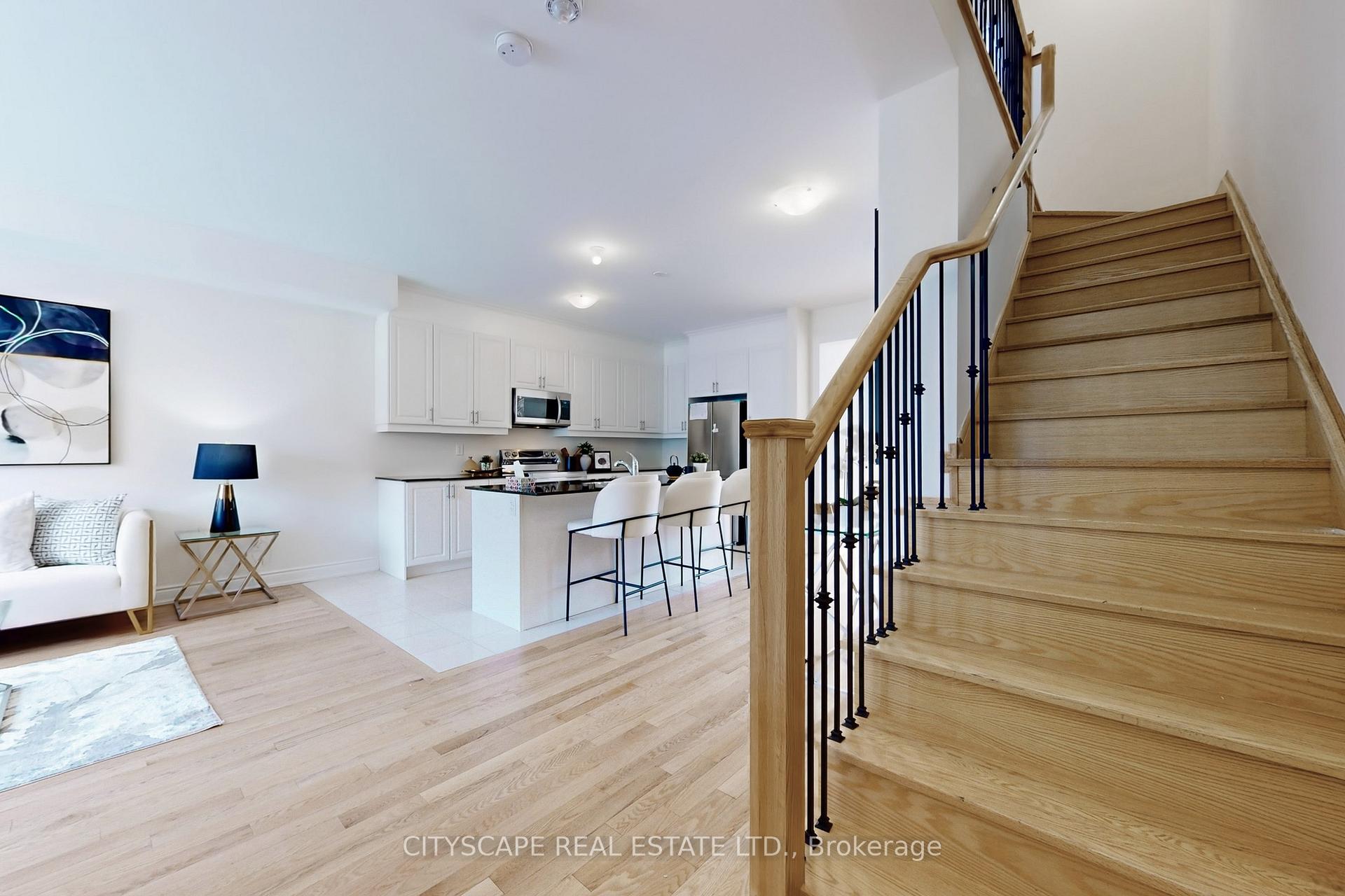 Photo 13 of 6 Marvin Avenue, Oakville, Northwest — HOMEH