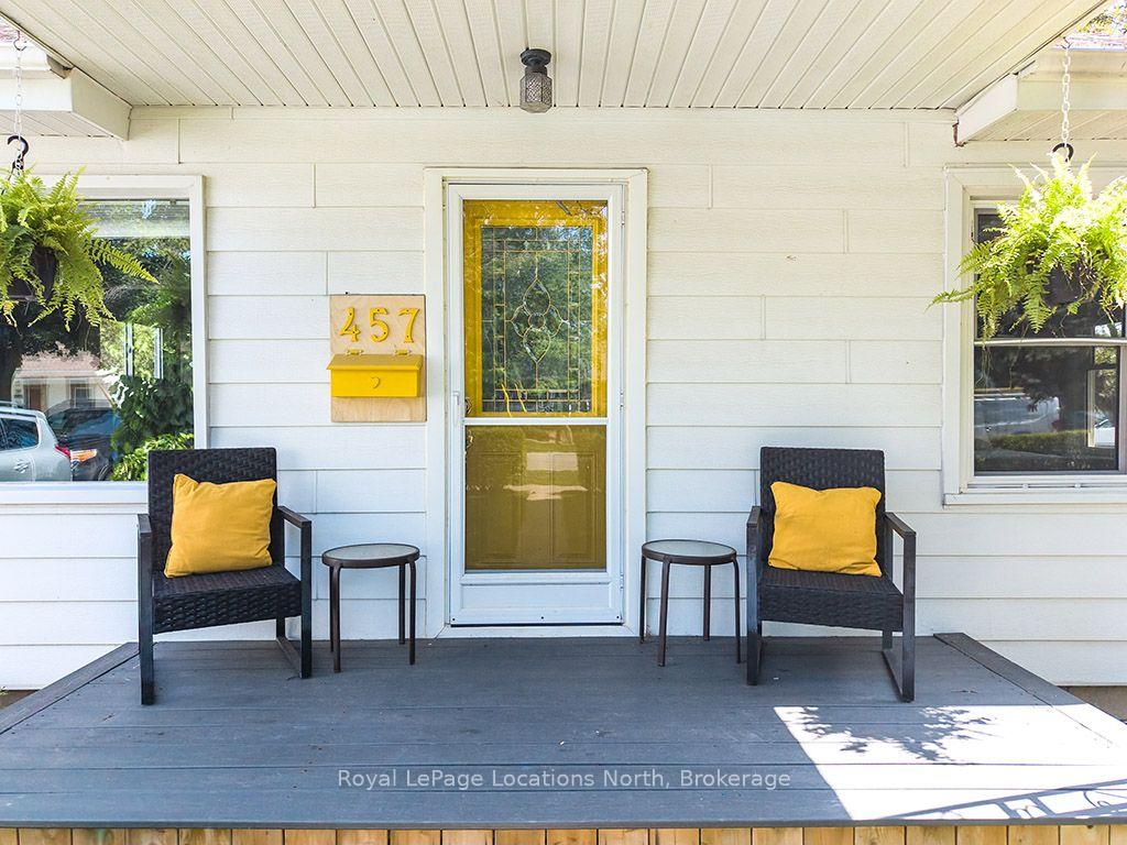 Photo 2 of 457 Maple Street, Collingwood — HOMEH