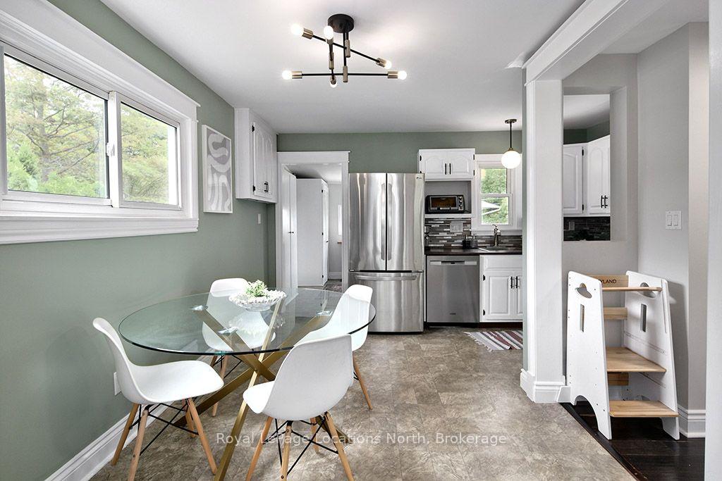Photo 5 of 457 Maple Street, Collingwood — HOMEH