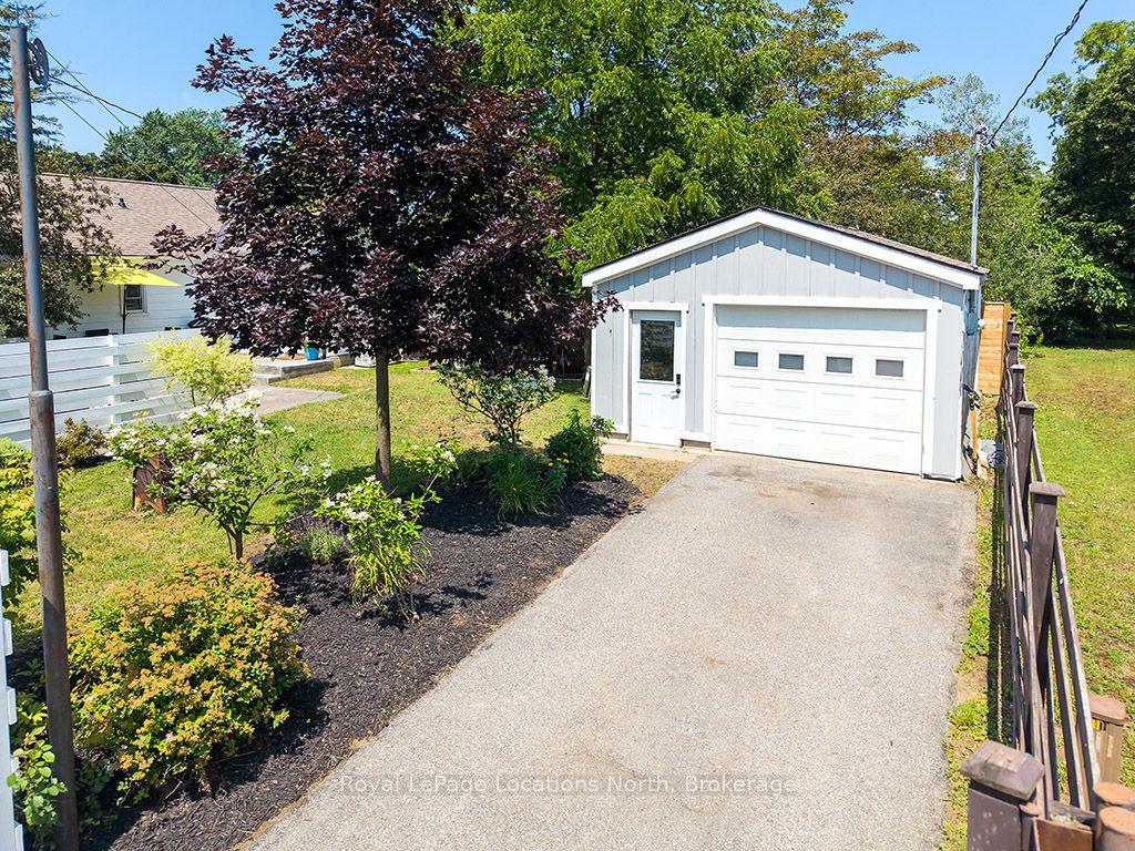 Photo 20 of 457 Maple Street, Collingwood — HOMEH