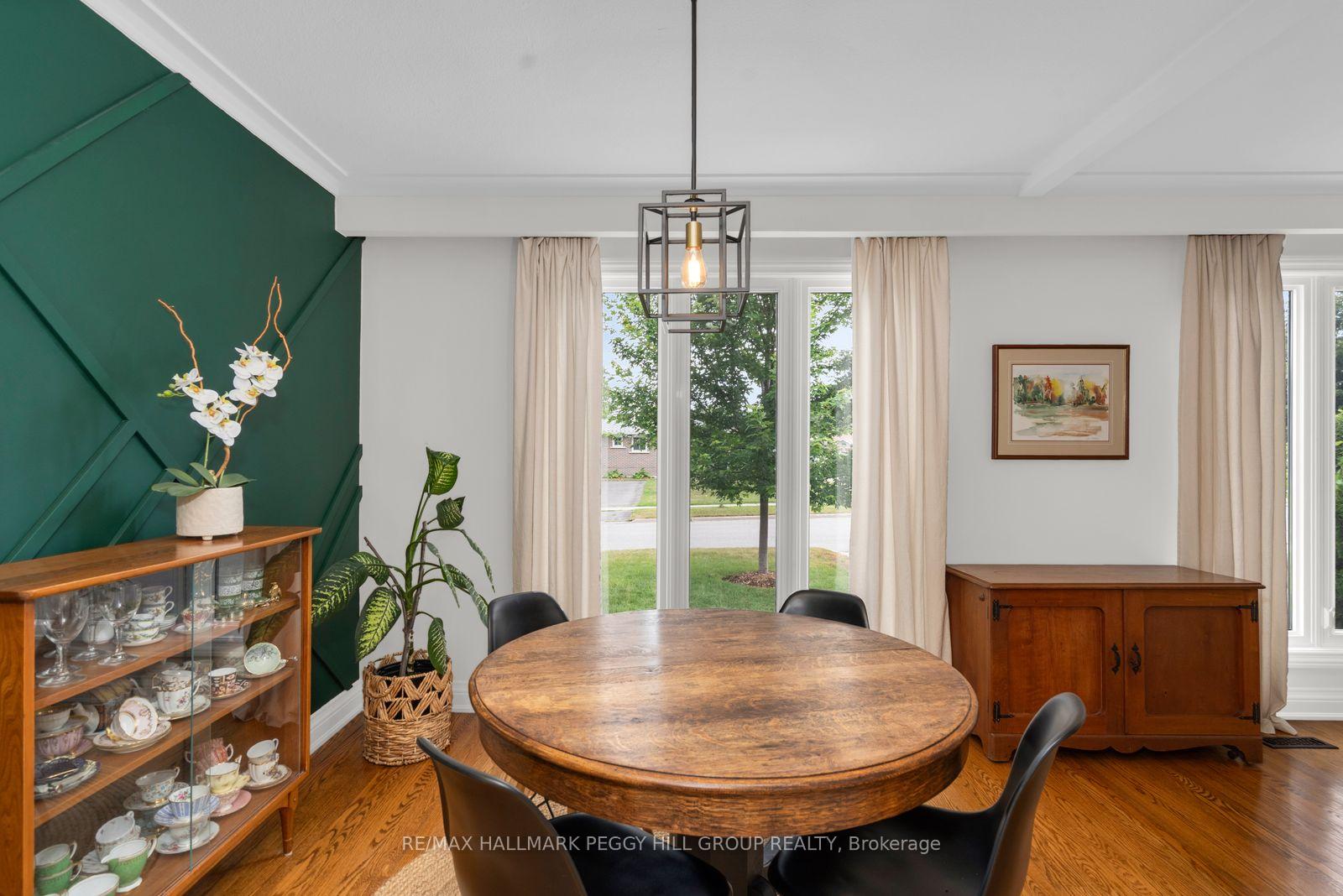 Photo 3 of 184 Woodland Drive, Midland — HOMEH