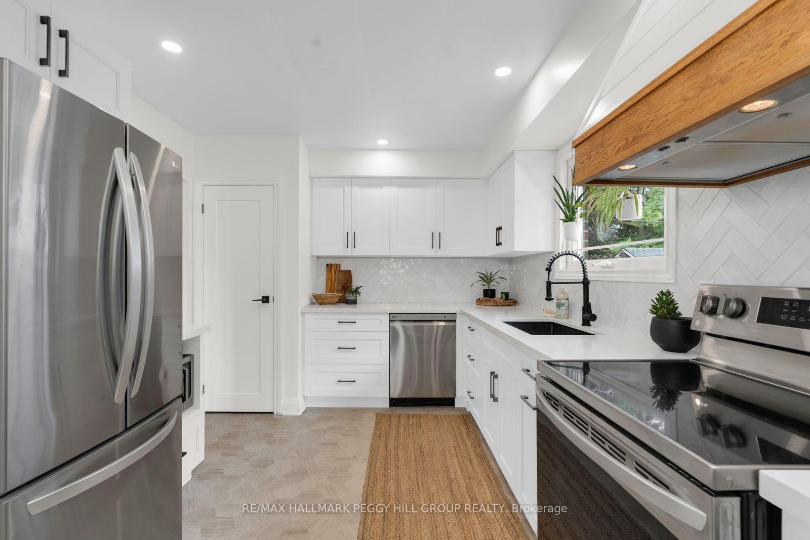 Photo 6 of 184 Woodland Drive, Midland — HOMEH