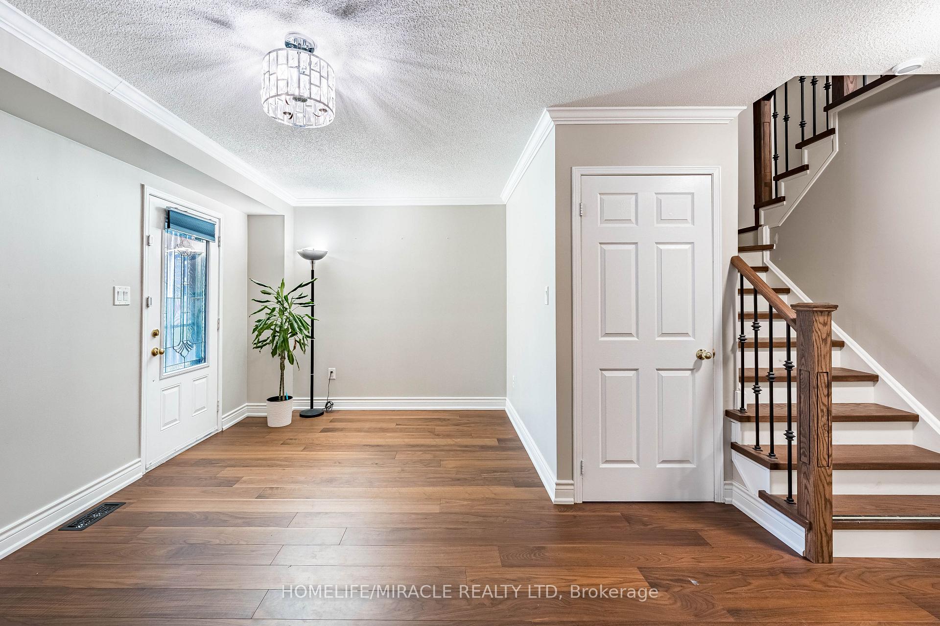 Photo 5 of 419 Rossland Road E, Ajax, Central East — HOMEH