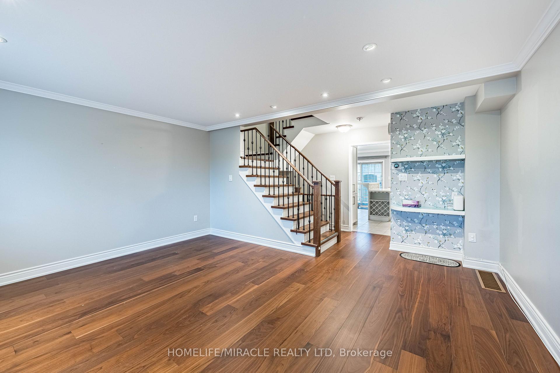Photo 10 of 419 Rossland Road E, Ajax, Central East — HOMEH
