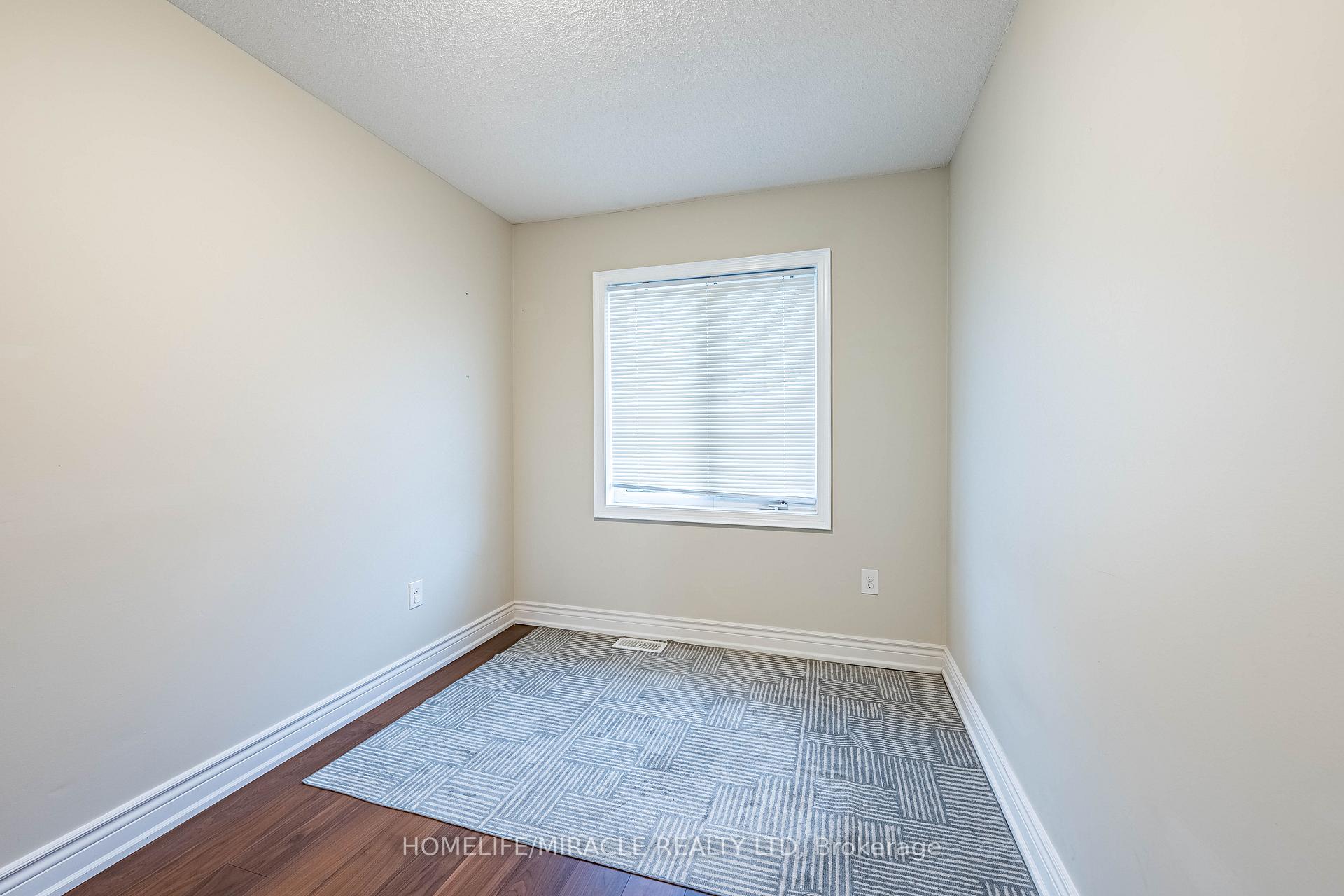 Photo 34 of 419 Rossland Road E, Ajax, Central East — HOMEH