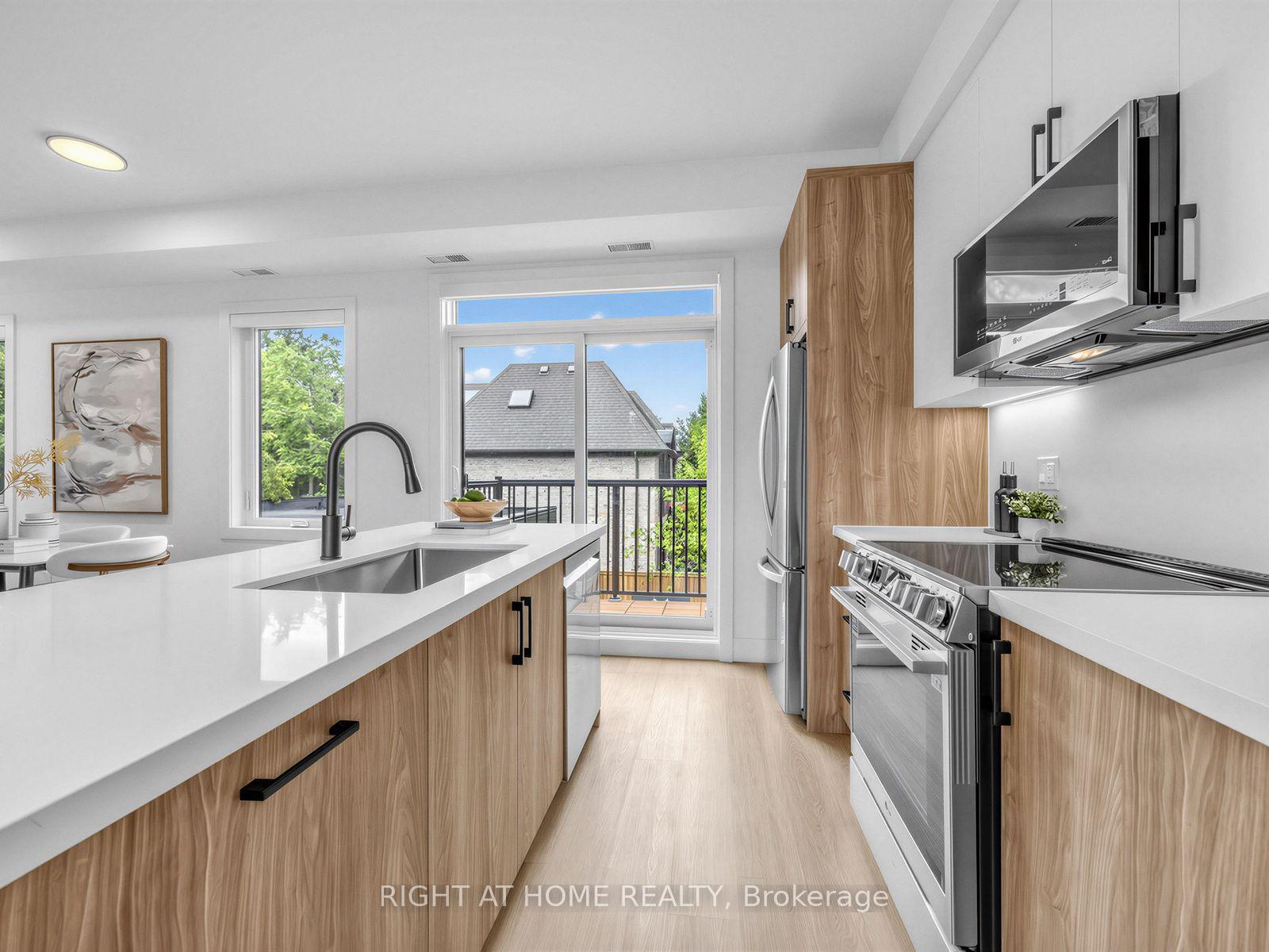 Photo 3 of Unit Unit B, 1416 Islington Avenue, Etobicoke, Princess-Rosethorn — HOMEH