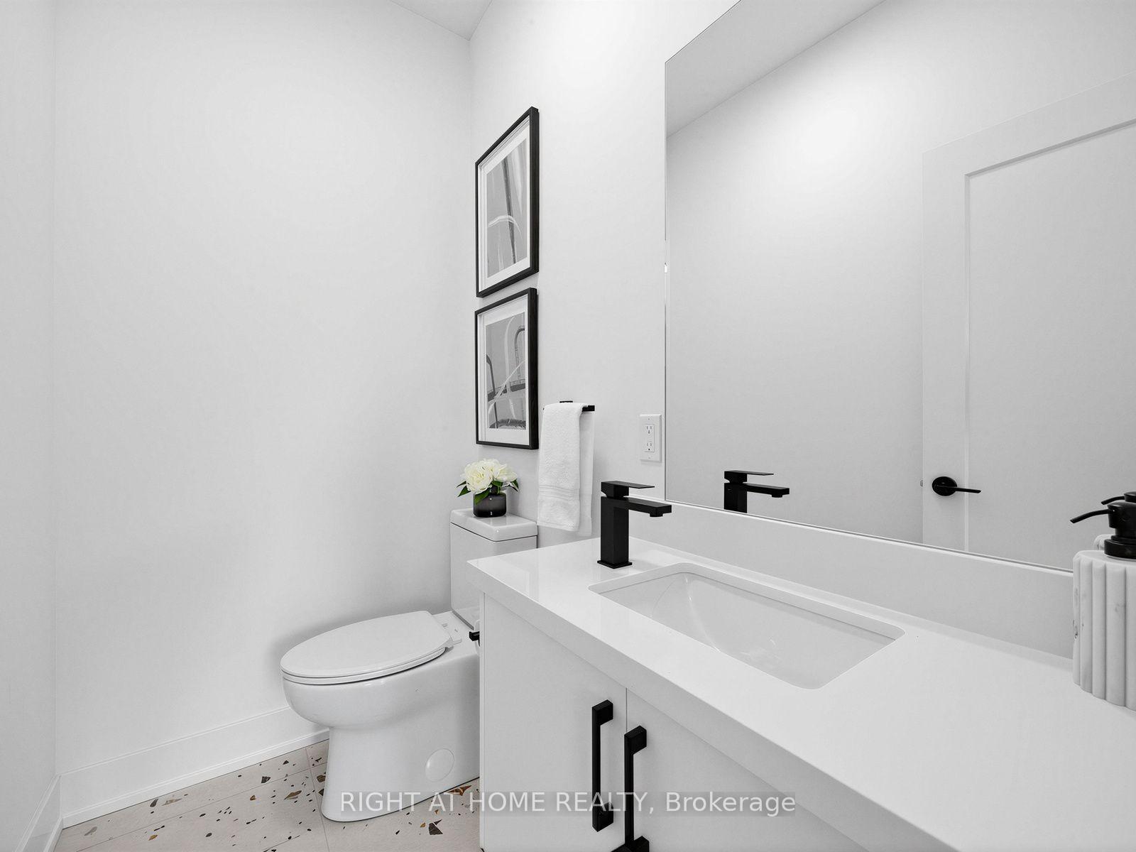 Photo 11 of Unit Unit B, 1416 Islington Avenue, Etobicoke, Princess-Rosethorn — HOMEH
