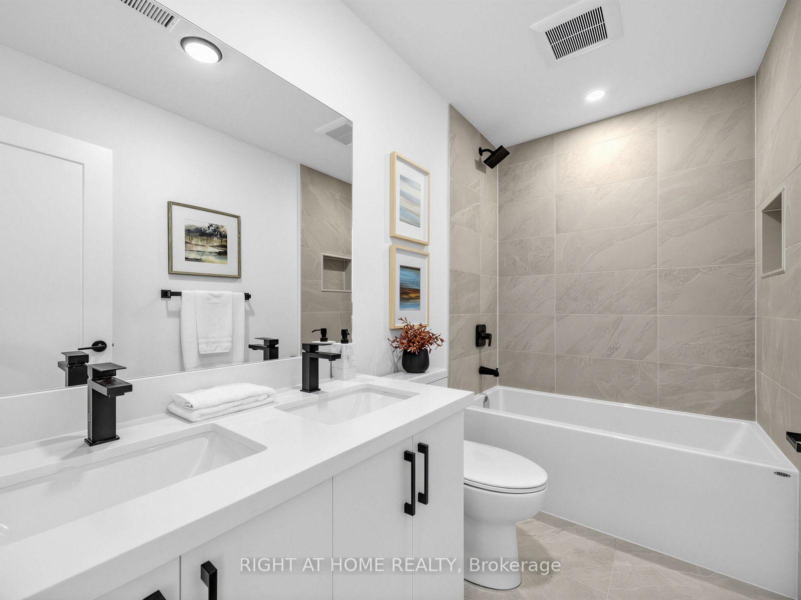 Photo 13 of Unit Unit B, 1416 Islington Avenue, Etobicoke, Princess-Rosethorn — HOMEH