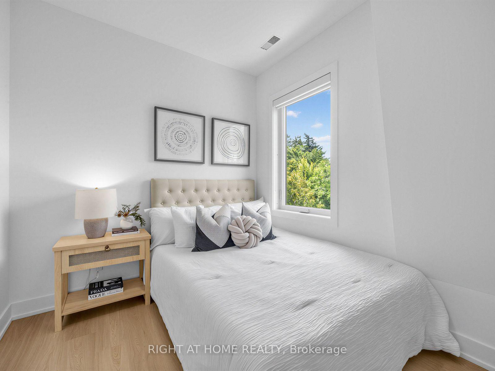 Photo 18 of Unit Unit B, 1416 Islington Avenue, Etobicoke, Princess-Rosethorn — HOMEH