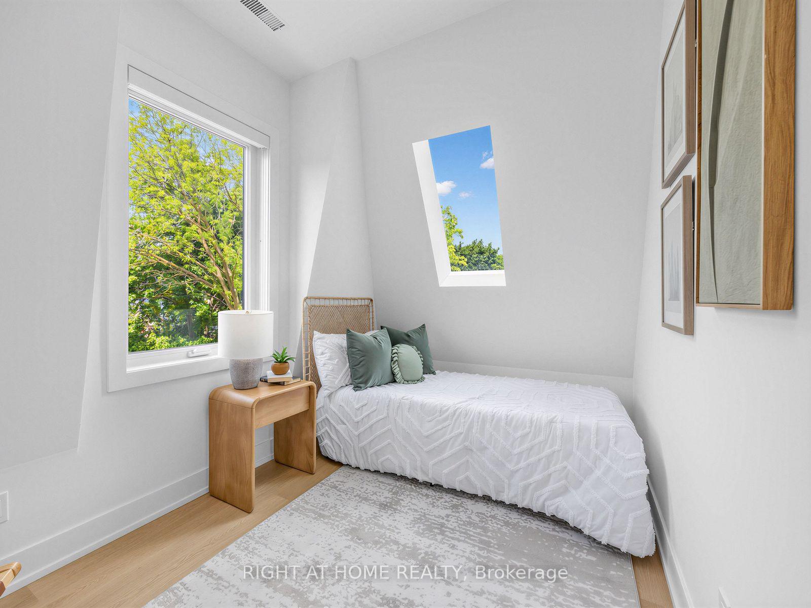 Photo 19 of Unit Unit B, 1416 Islington Avenue, Etobicoke, Princess-Rosethorn — HOMEH
