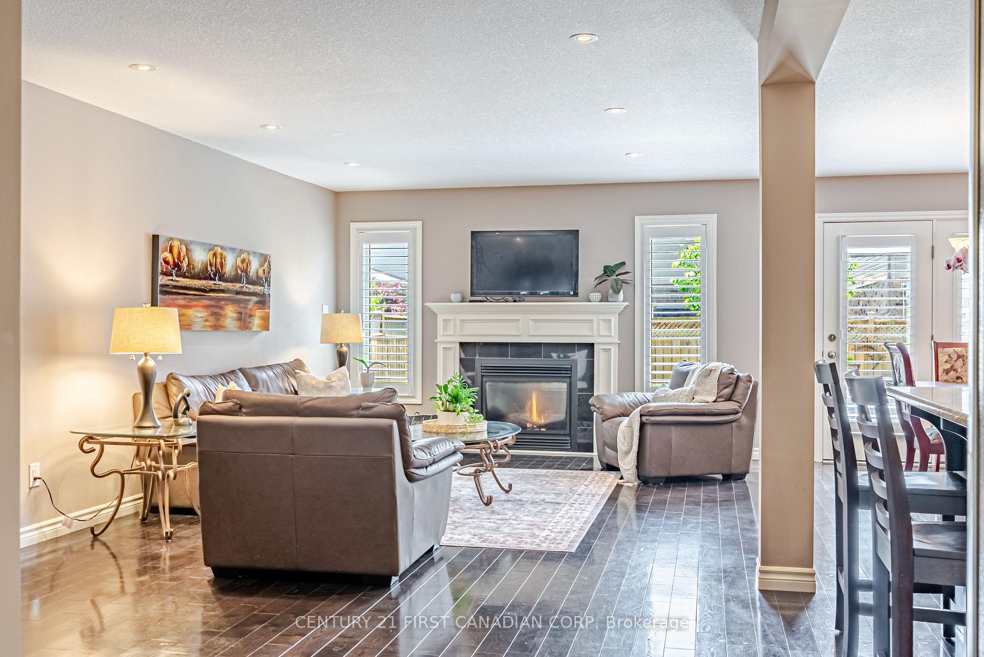 Photo 13 of 3288 Casson Way, London, South W — HOMEH