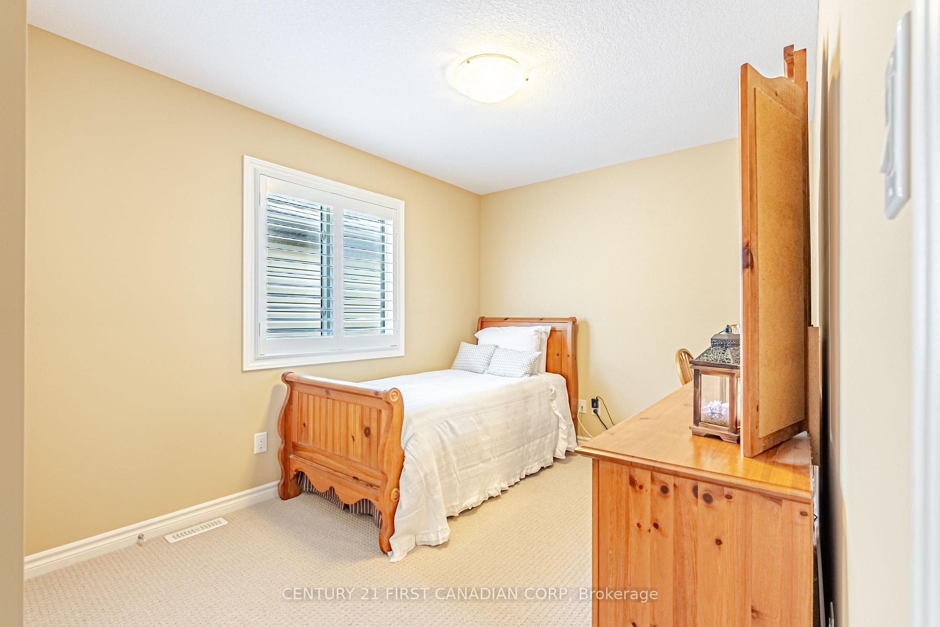 Photo 24 of 3288 Casson Way, London, South W — HOMEH