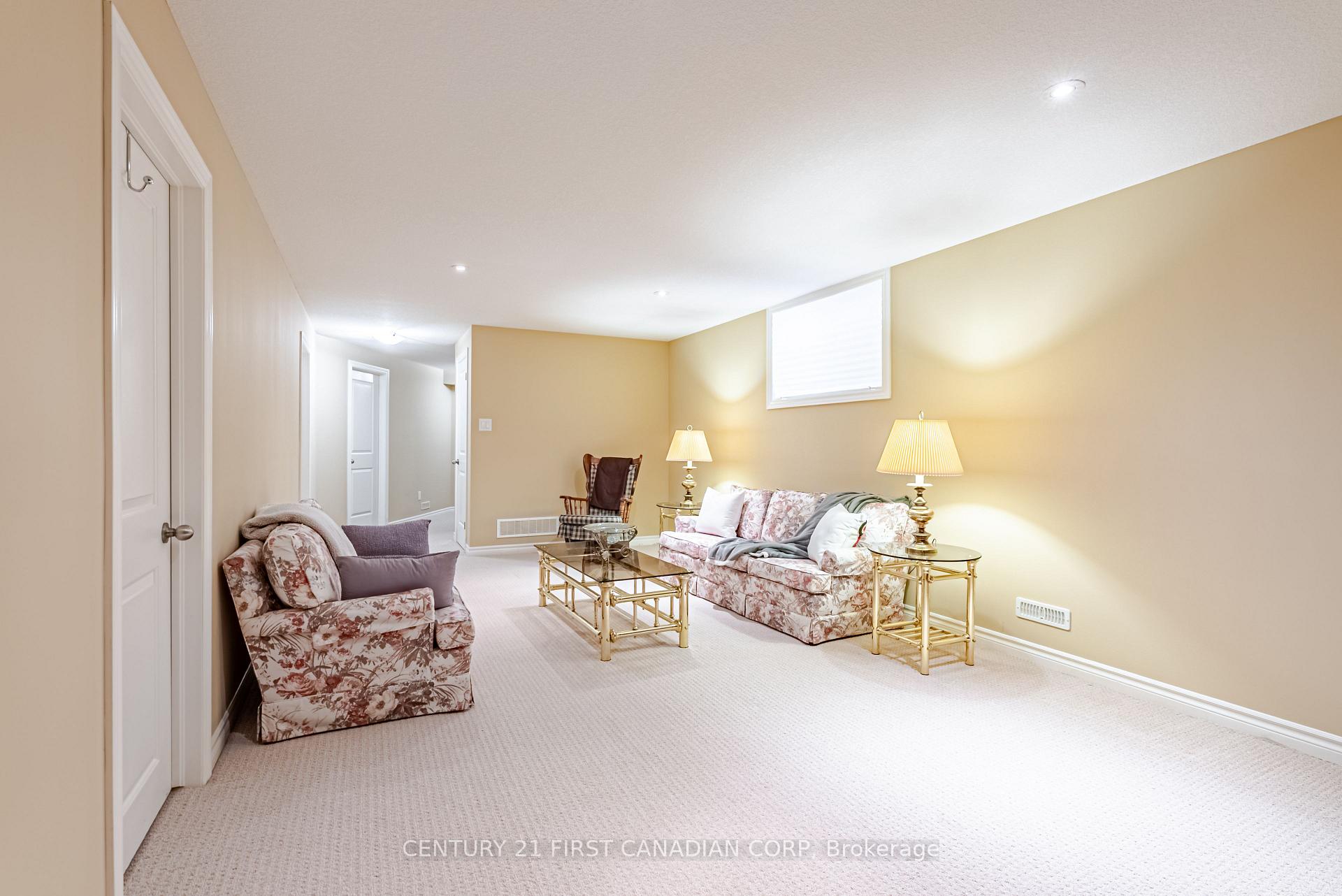 Photo 28 of 3288 Casson Way, London, South W — HOMEH