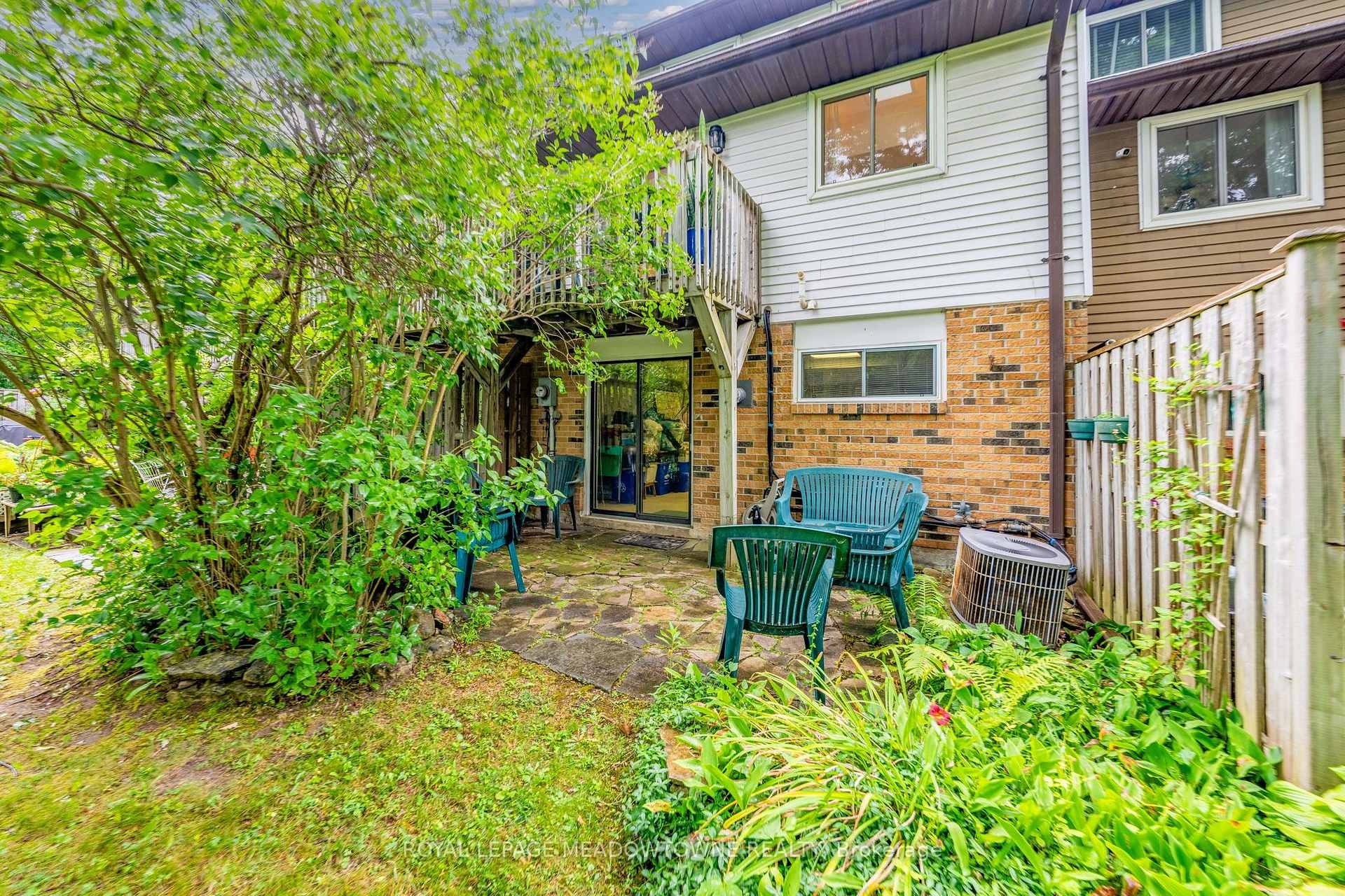Photo 48 of 69 Lynden Circle, Halton Hills, Georgetown — HOMEH