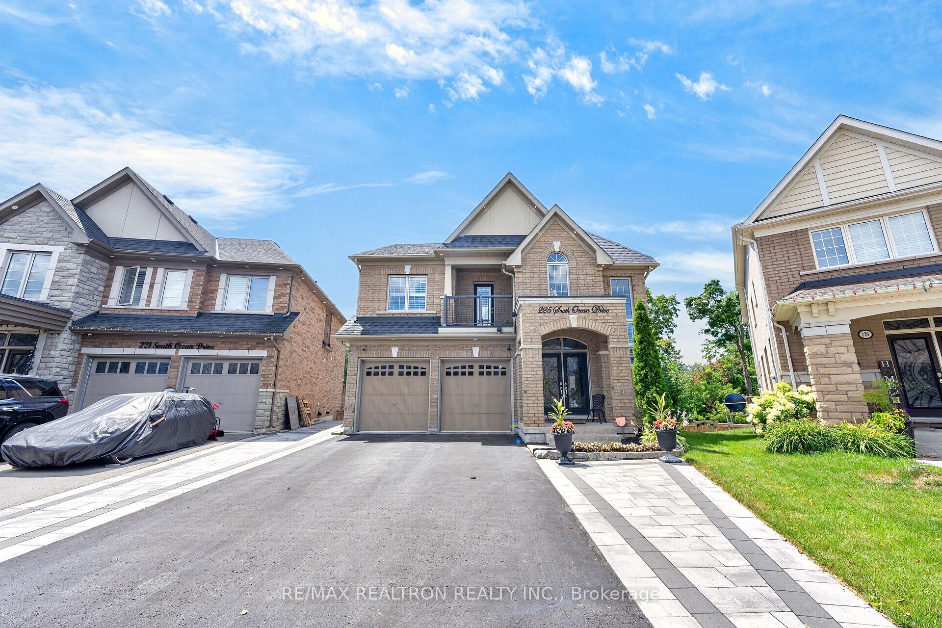 Photo 2 of 225 South Ocean Drive, Oshawa, Windfields — HOMEH