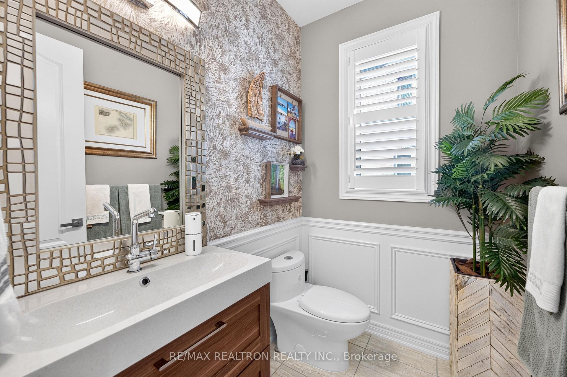 Photo 19 of 225 South Ocean Drive, Oshawa, Windfields — HOMEH