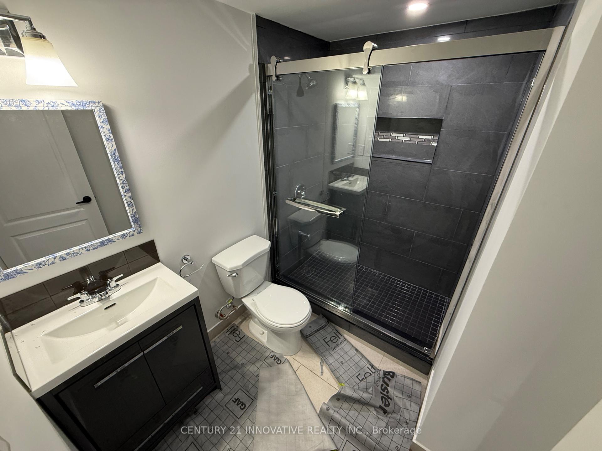 Photo 9 of Unit B, 541 chamberlain Road, Burlington, Shoreacres — HOMEH