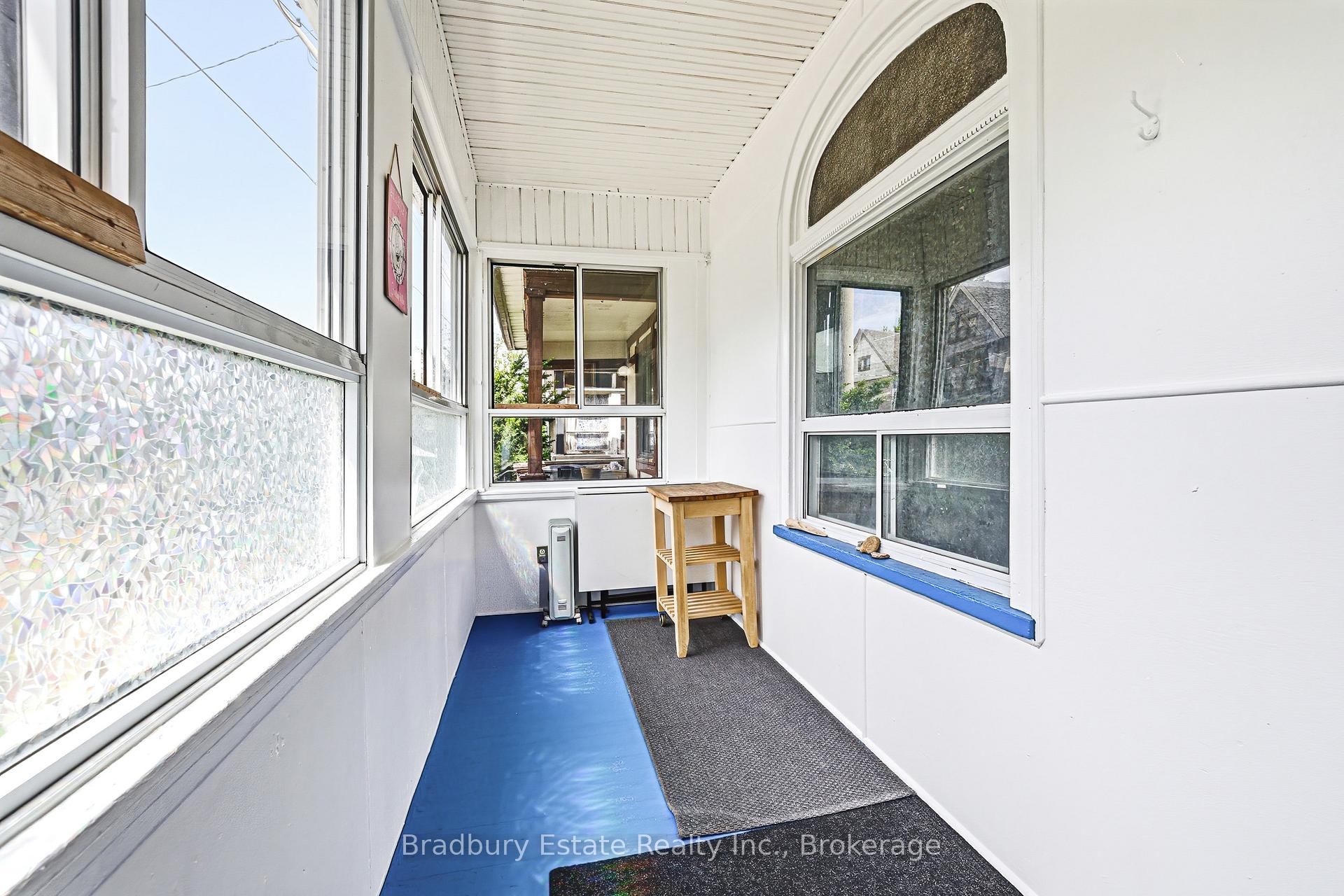Photo 3 of 43 Harvey Street, Hamilton, Gibson — HOMEH