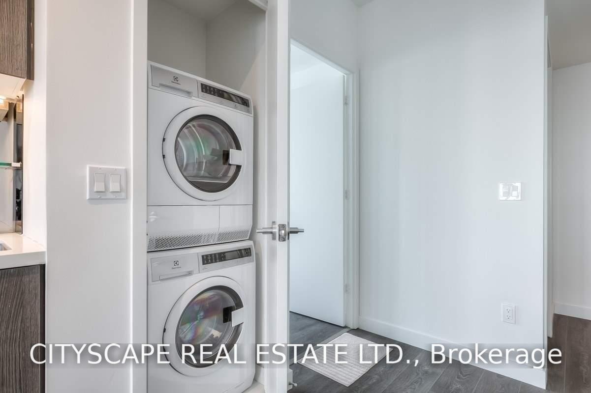 Photo 4 of Unit 1905, 215 Queen Street W, Toronto, Waterfront Communities — HOMEH