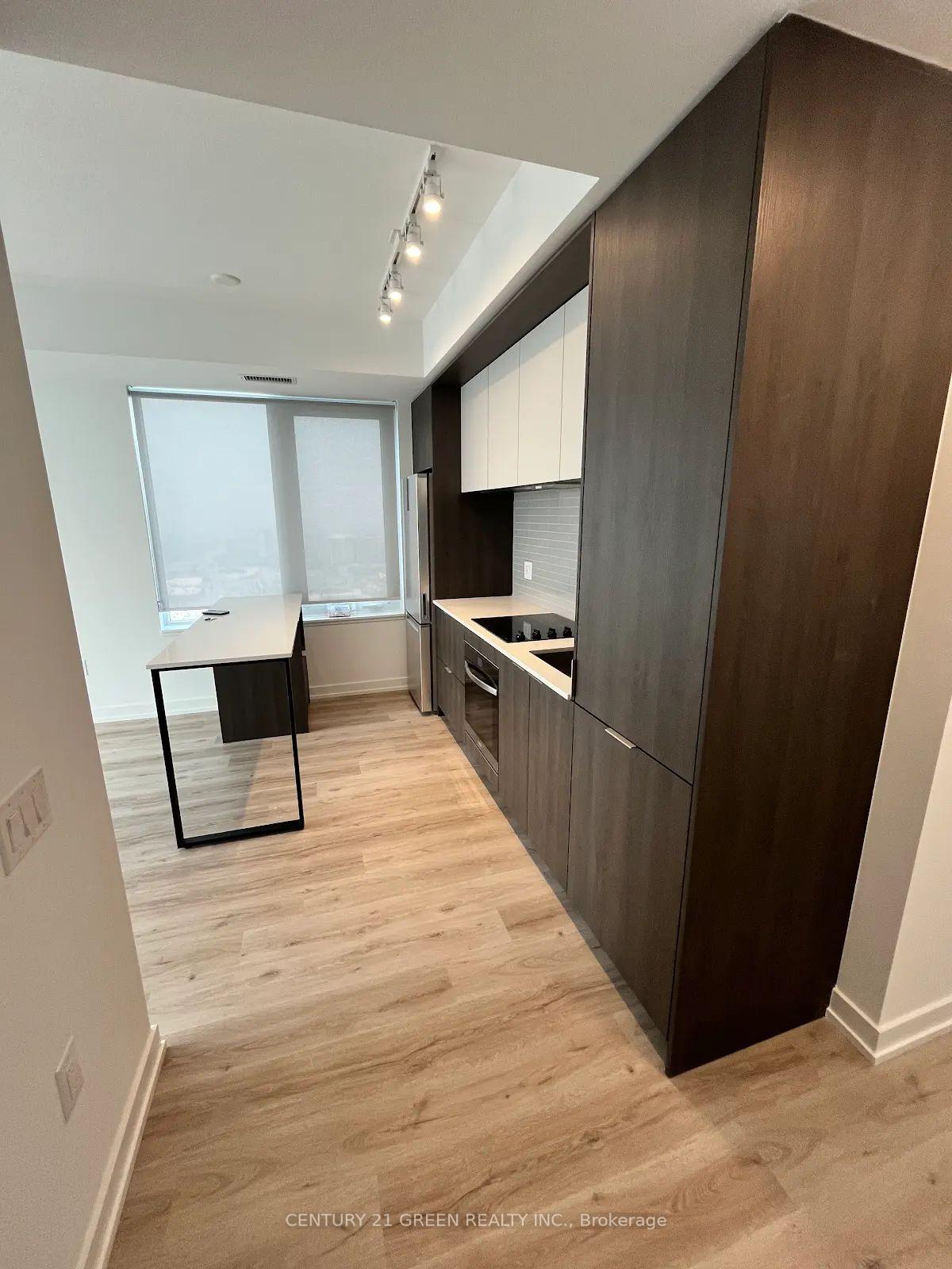 Photo 3 of Unit 3503, 395 Square One Drive, Mississauga, City Centre — HOMEH