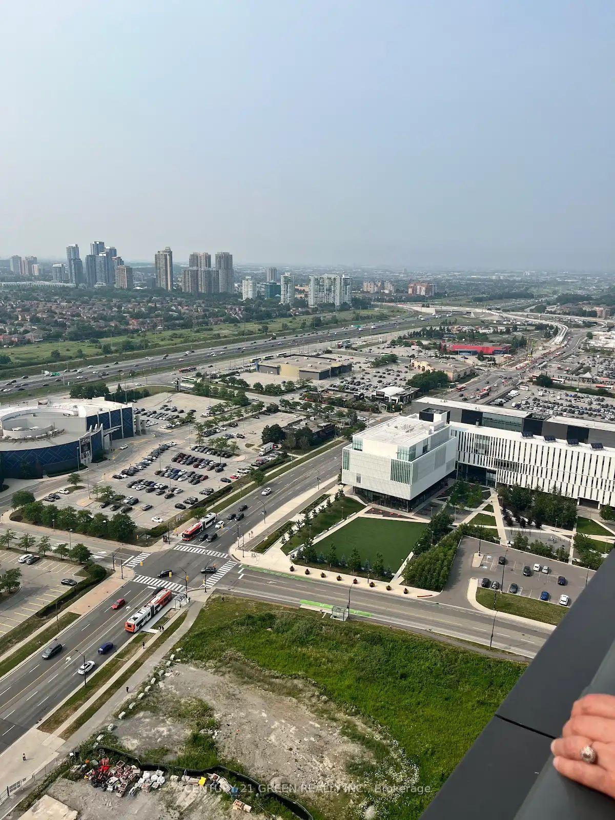 Photo 6 of Unit 3503, 395 Square One Drive, Mississauga, City Centre — HOMEH