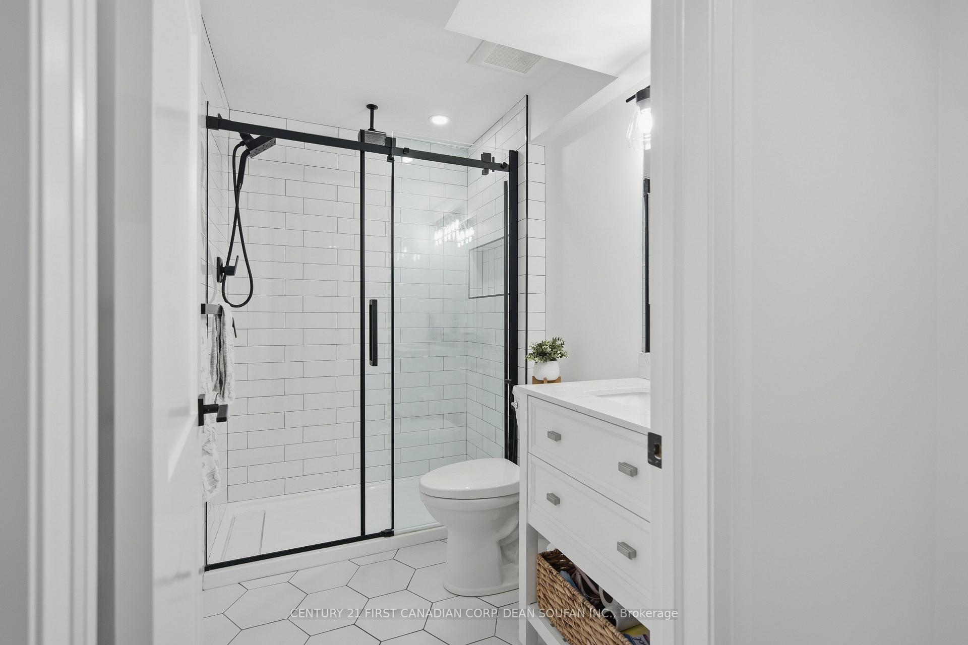 Photo 40 of 2152 Yellowbirch Place, London, North S — HOMEH
